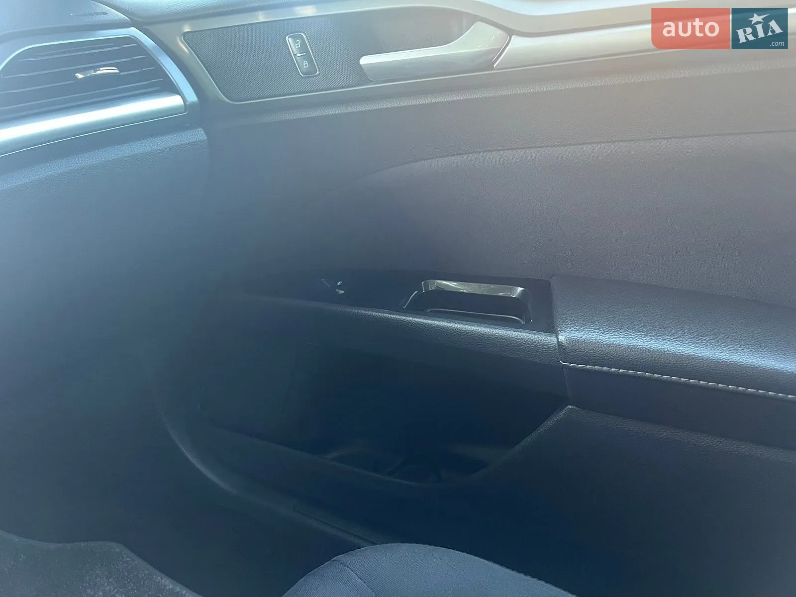 2016 Ford Fusion - мініатюра 11