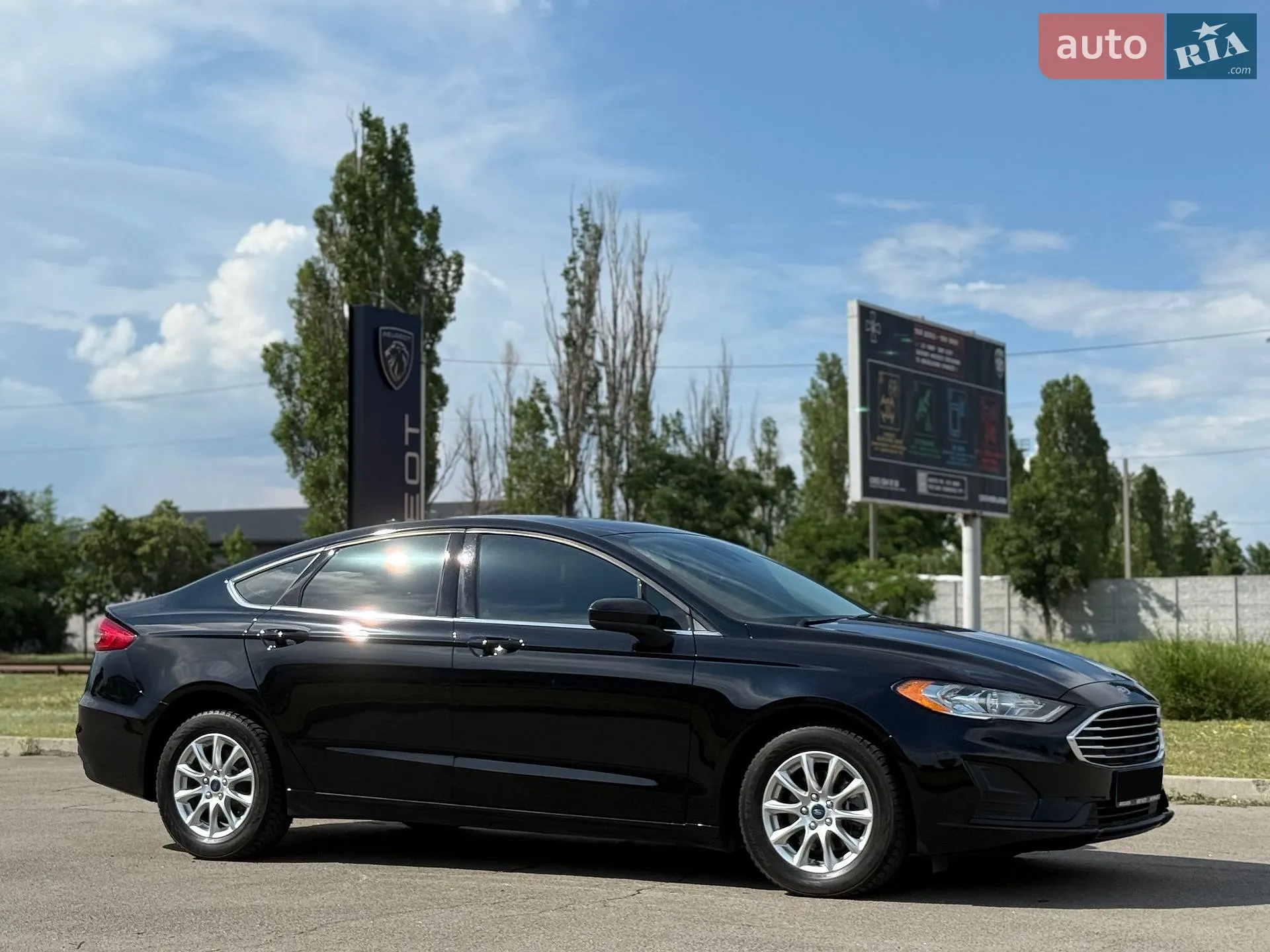 2020 Ford Fusion - мініатюра 18