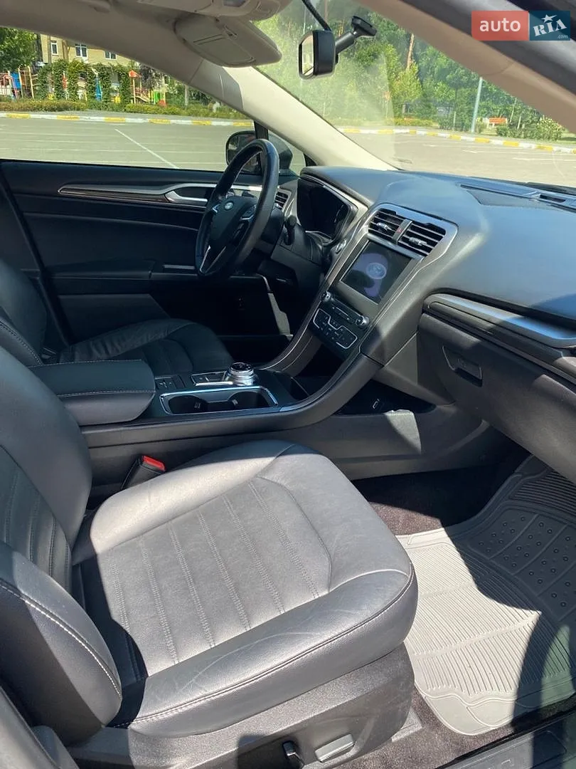 2017 Ford Fusion - мініатюра 23