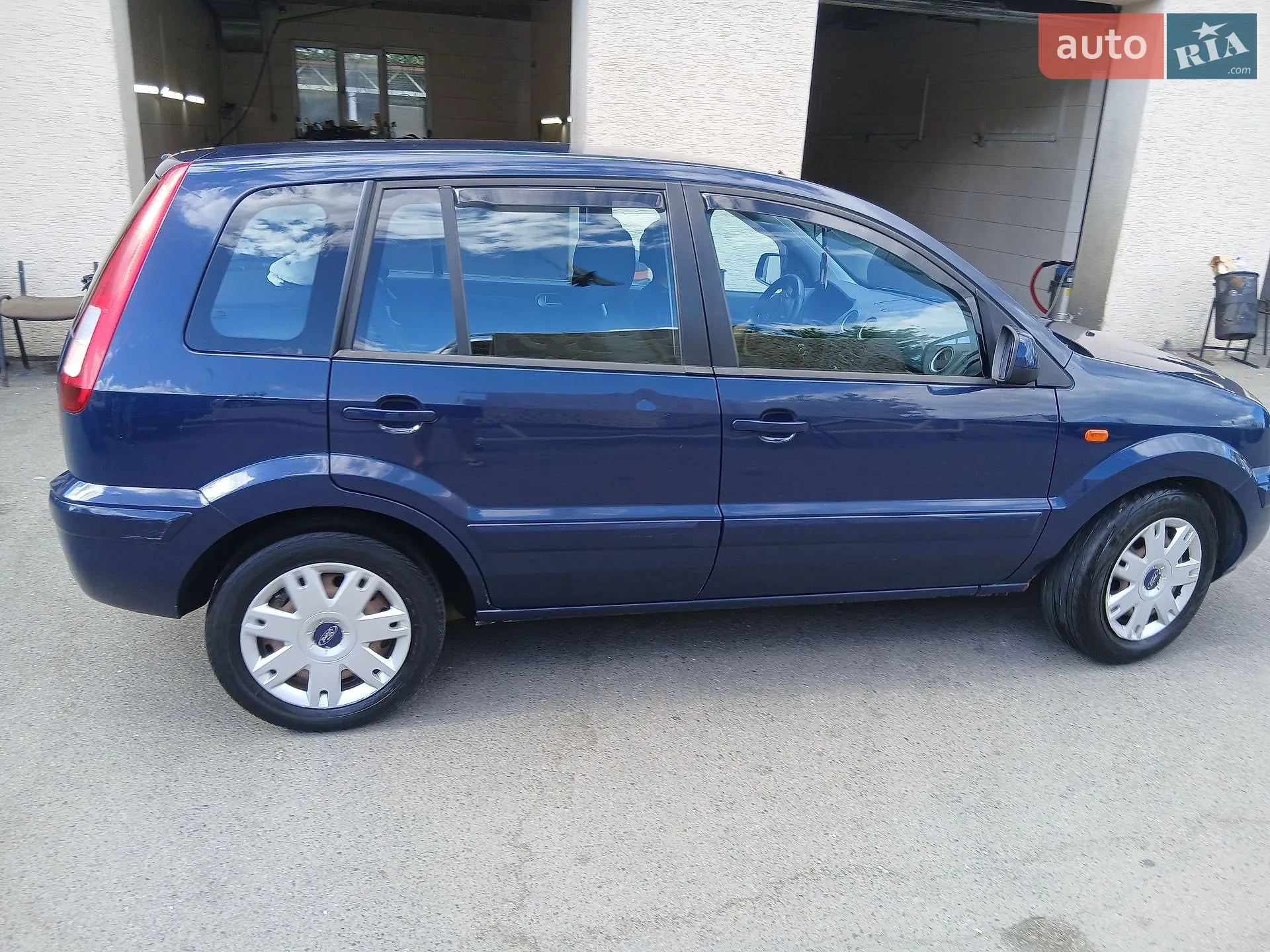 2011 Ford Fusion - мініатюра 11