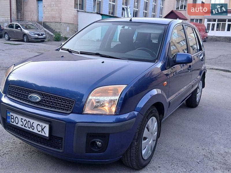Хетчбек Ford Fusion 2008 в Тернополі
