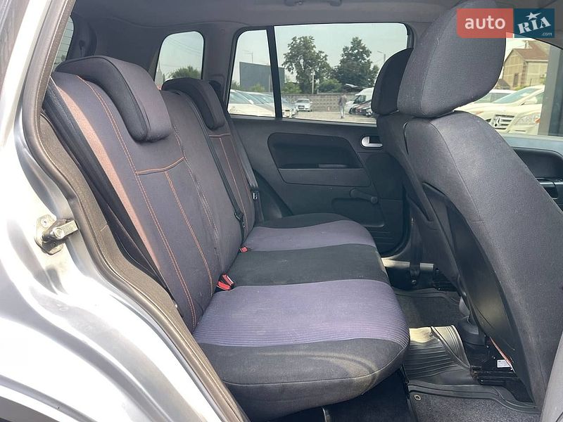 Хэтчбек Ford Fusion 2010 в Киеве фото 11 Хэтчбек Ford Fusion 2010 в Киеве