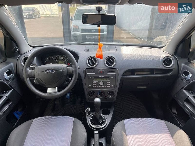 Хэтчбек Ford Fusion 2010 в Киеве фото 13 Хэтчбек Ford Fusion 2010 в Киеве
