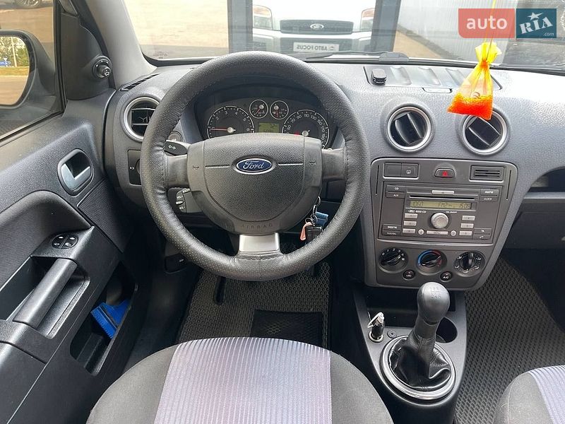 Хэтчбек Ford Fusion 2010 в Киеве фото 14 Хэтчбек Ford Fusion 2010 в Киеве