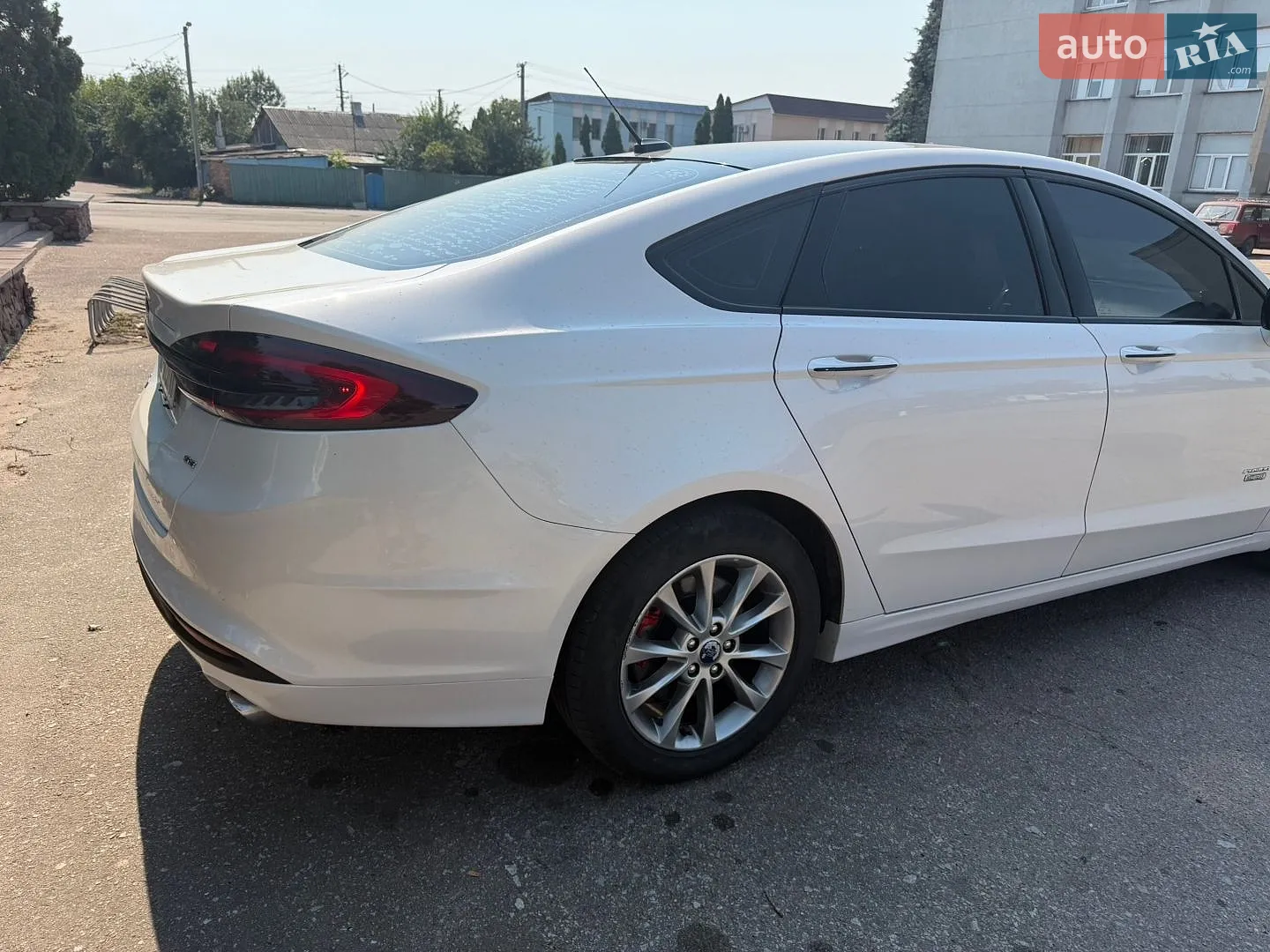 2017 Ford Fusion - мініатюра 12