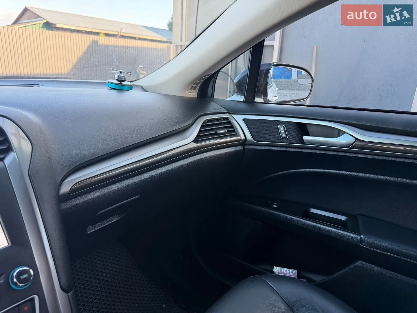 2017 Ford Fusion - мініатюра 23