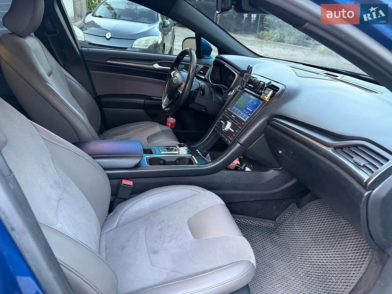 2016 Ford Fusion - мініатюра 28