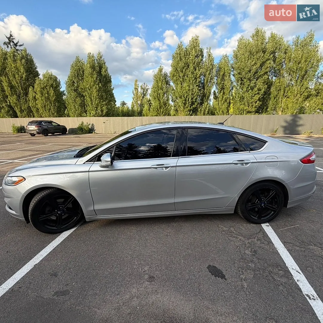 2016 Ford Fusion - мініатюра 10