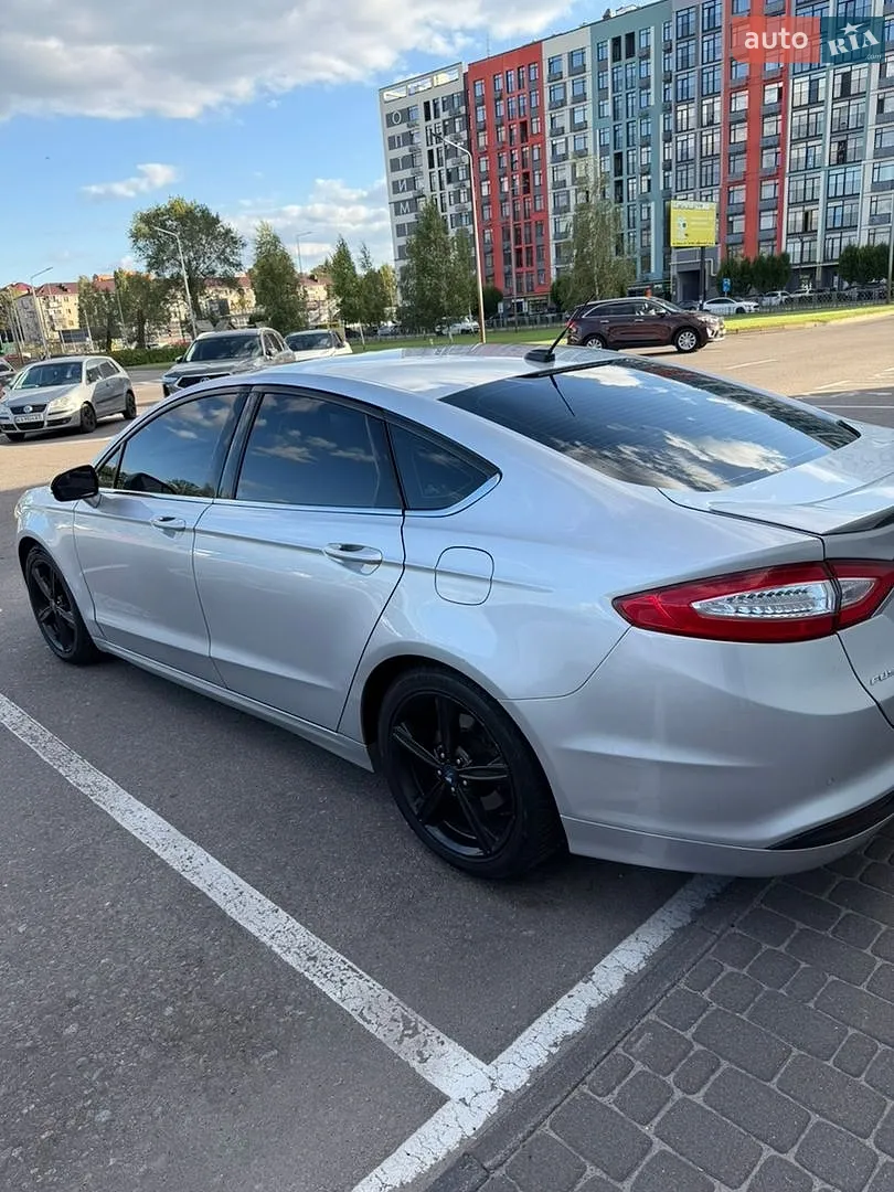 2016 Ford Fusion - мініатюра 21