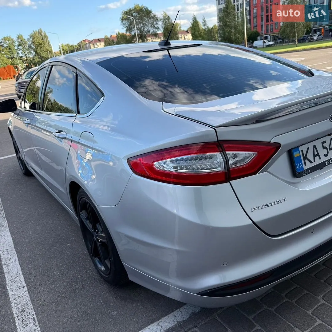 2016 Ford Fusion - мініатюра 23
