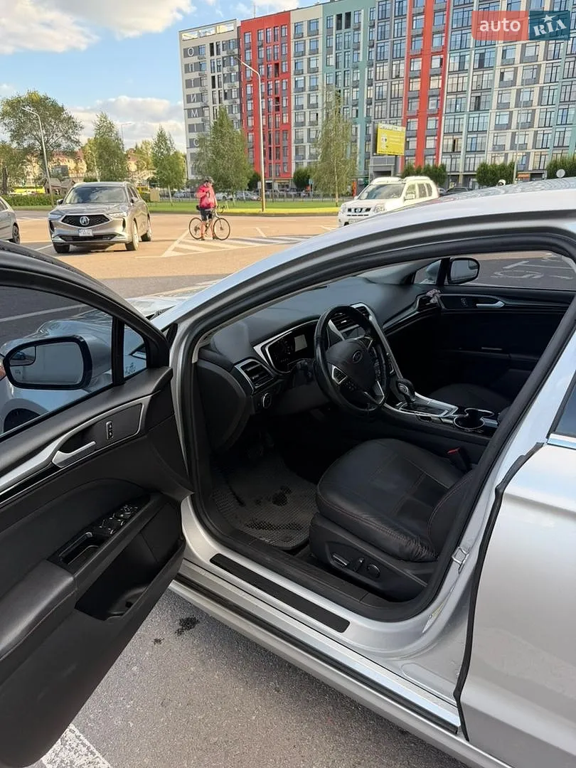 2016 Ford Fusion - мініатюра 31