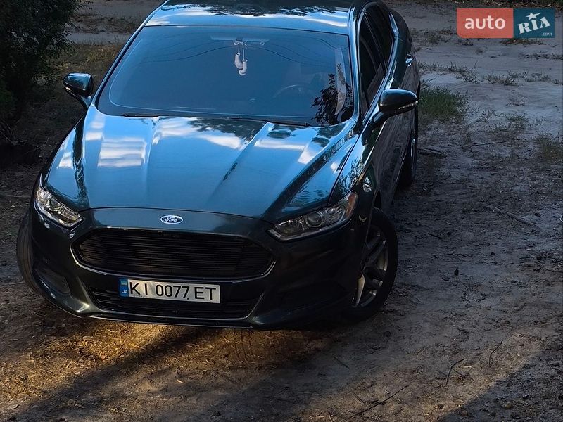 Седан Ford Fusion 2015 в Харькове Седан Ford Fusion 2015 в Харькове