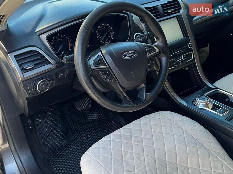 Седан Ford Fusion 2017 в Сумах
