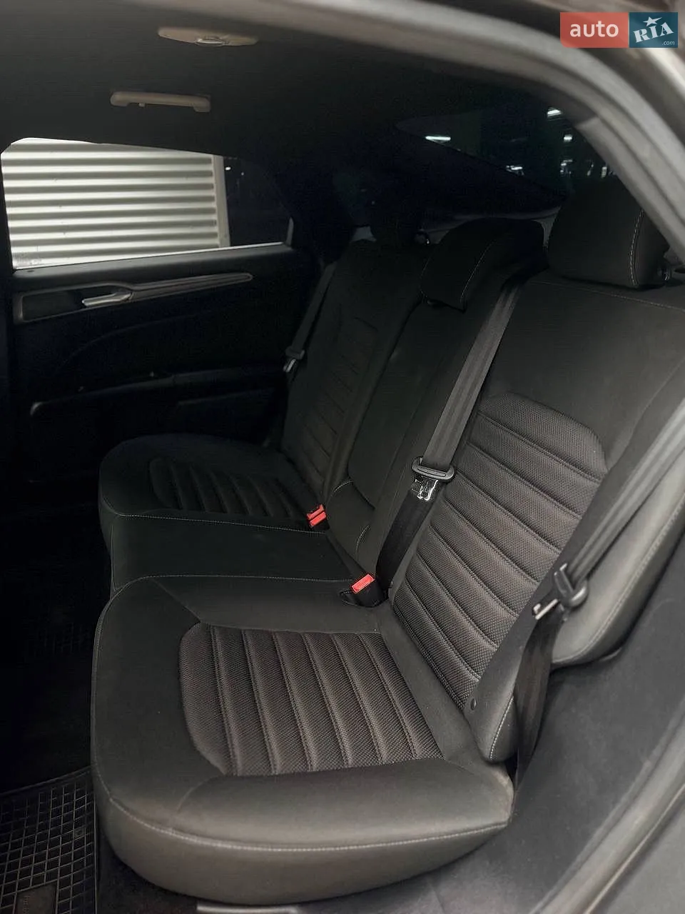 2016 Ford Fusion - мініатюра 19