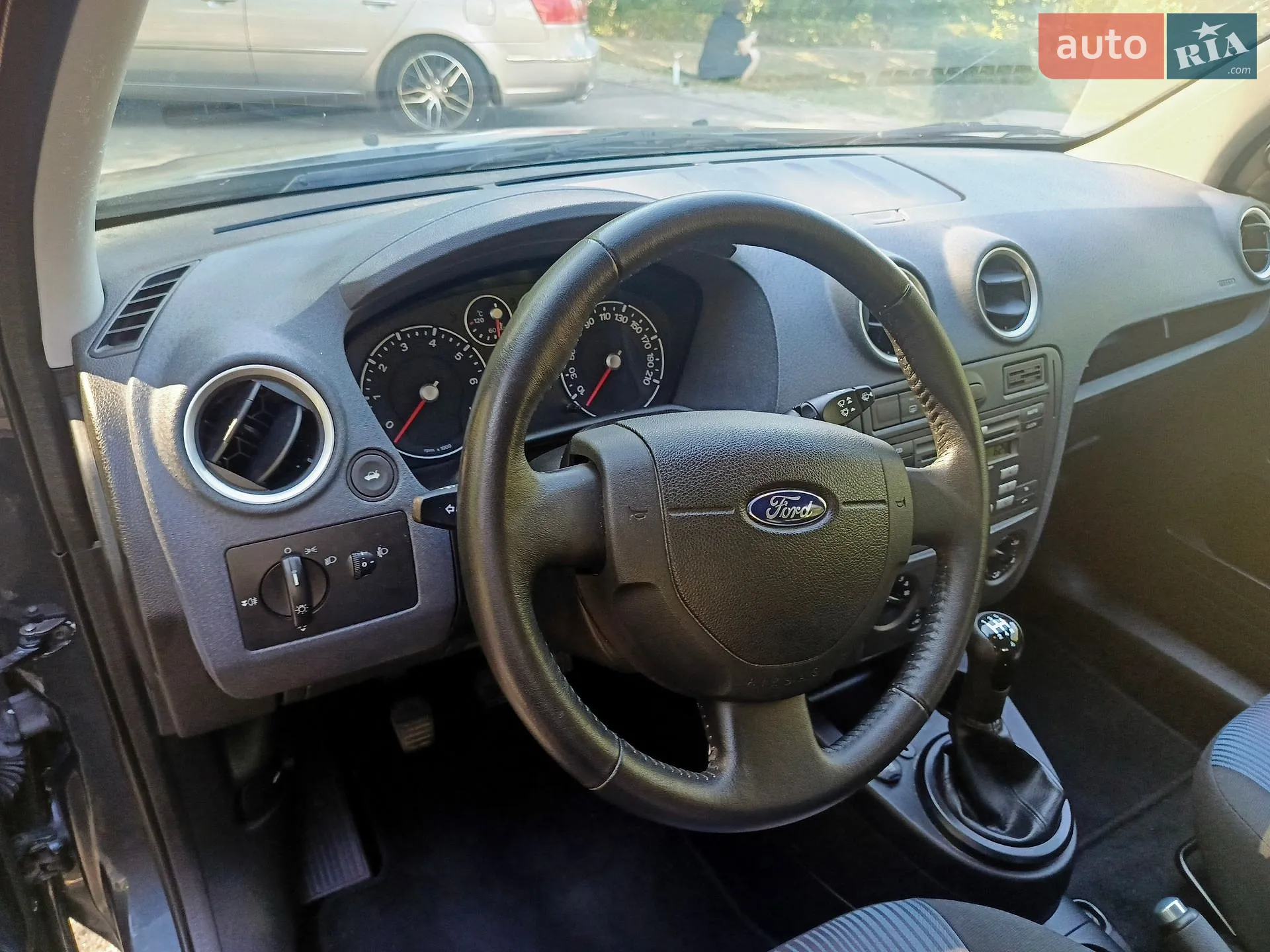 2010 Ford Fusion - мініатюра 31