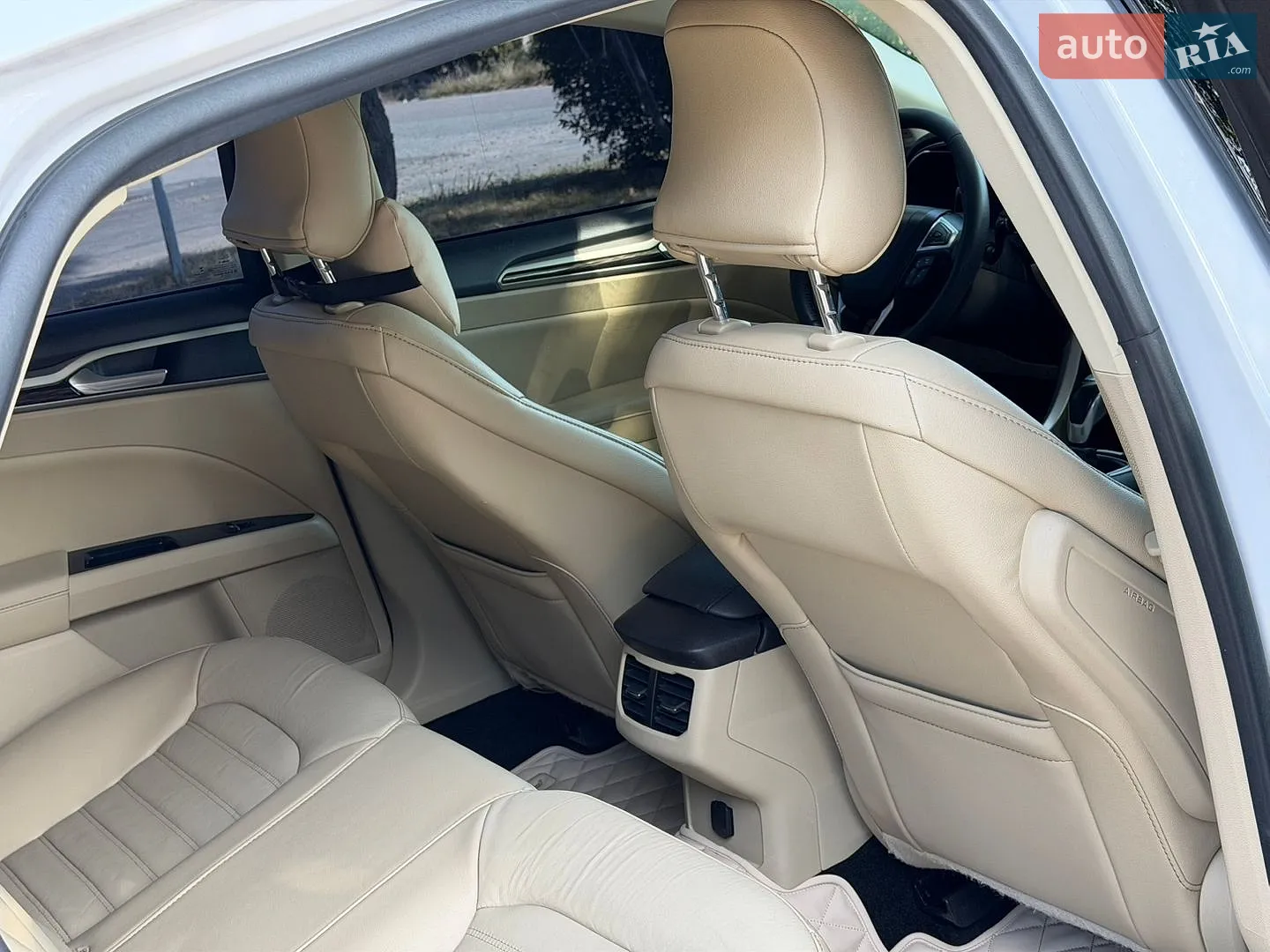 2016 Ford Fusion - мініатюра 38