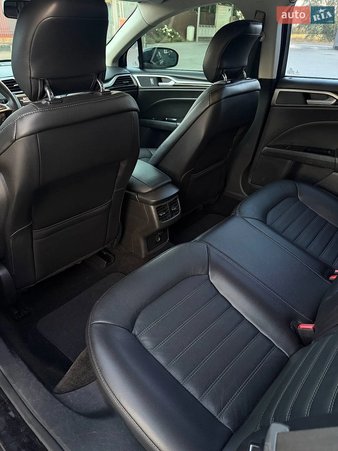 2014 Ford Fusion - мініатюра 11