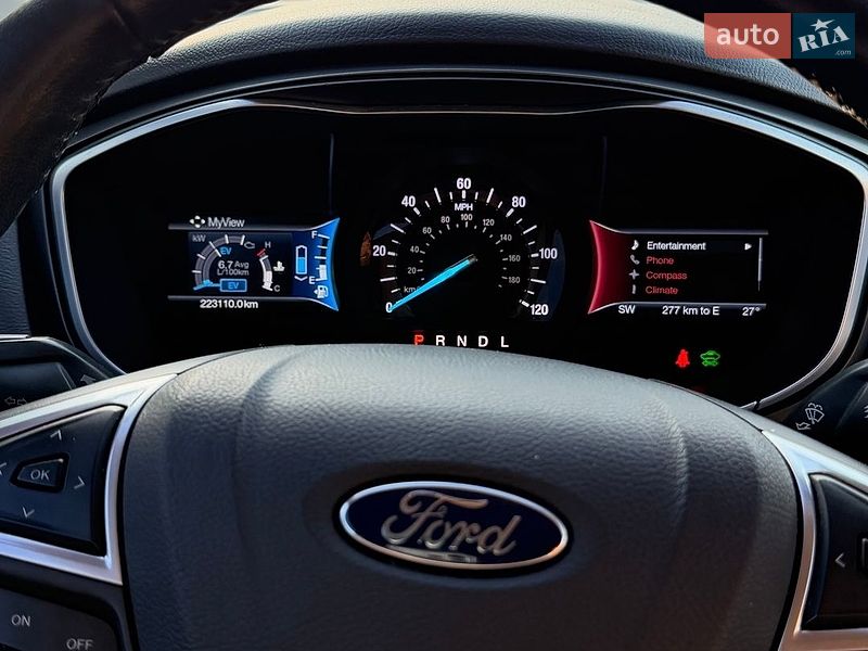 Седан Ford Fusion 2015 в Києві