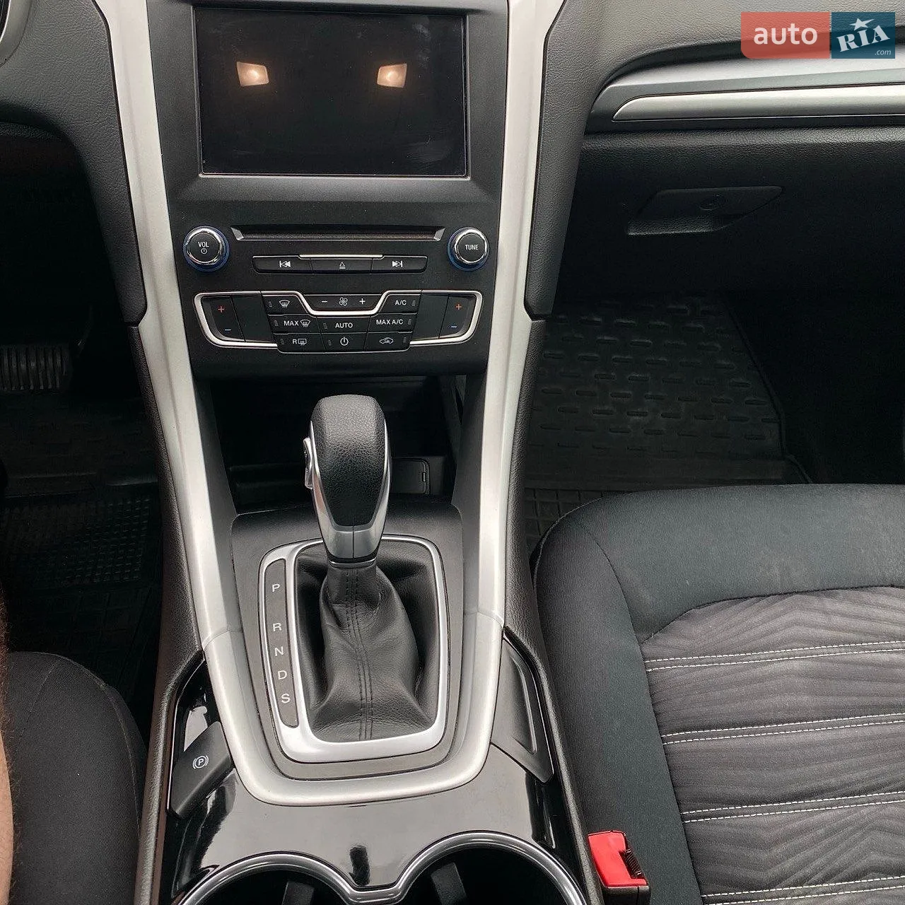 2015 Ford Fusion - мініатюра 19