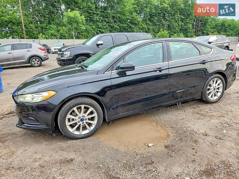 Седан Ford Fusion 2017 в Львове
