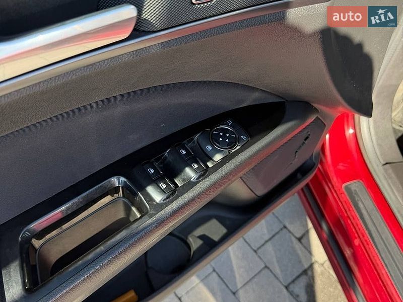 Седан Ford Fusion 2015 в Львове
