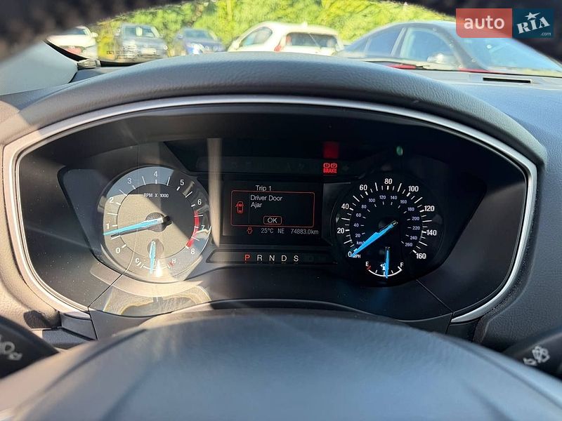 Седан Ford Fusion 2015 в Львове