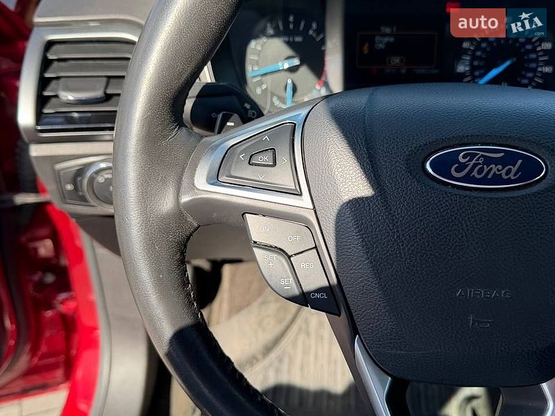 Седан Ford Fusion 2015 в Львове