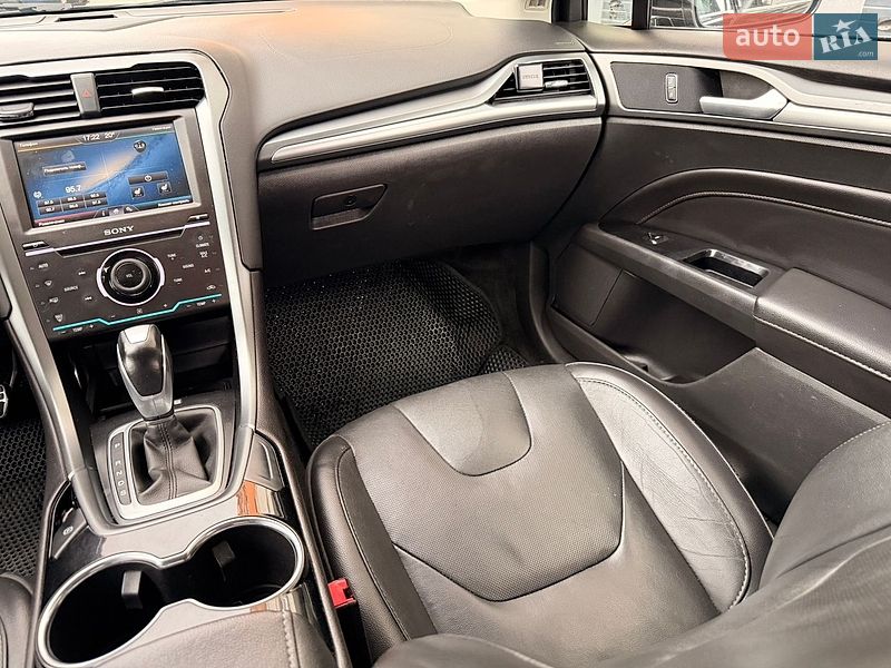 Седан Ford Fusion 2015 в Вінниці