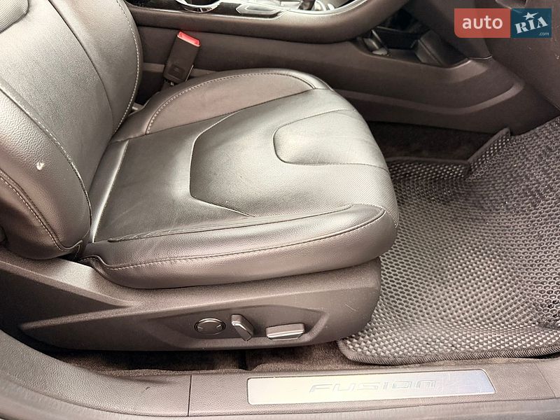 Седан Ford Fusion 2015 в Вінниці