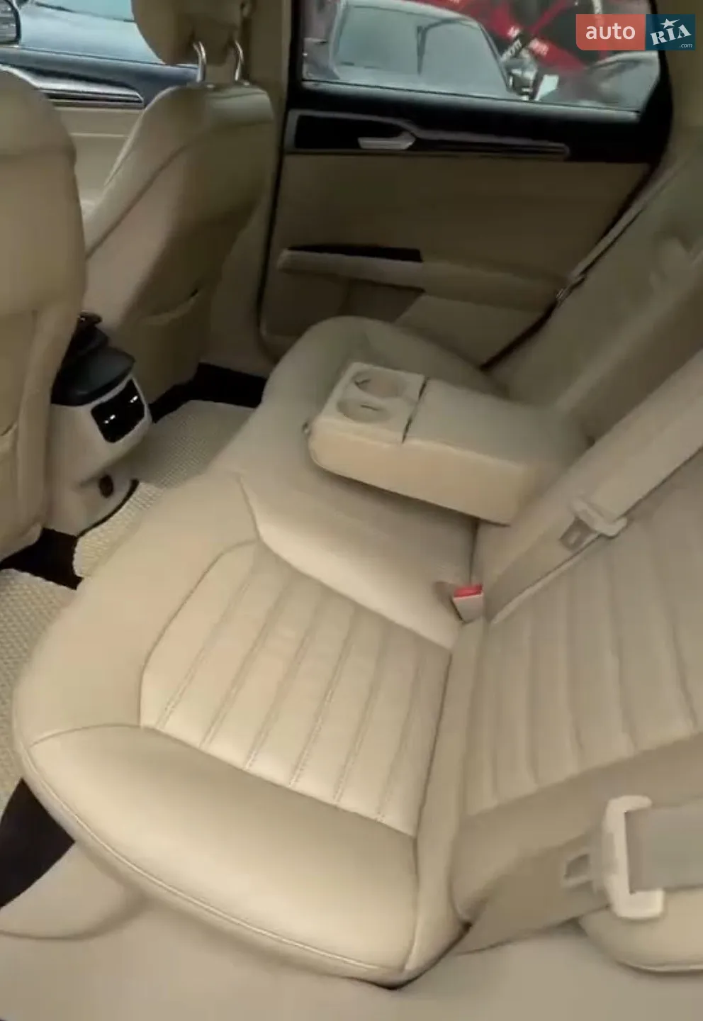 2012 Ford Fusion - мініатюра 8