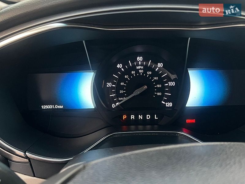 Седан Ford Fusion 2017 в Смілі