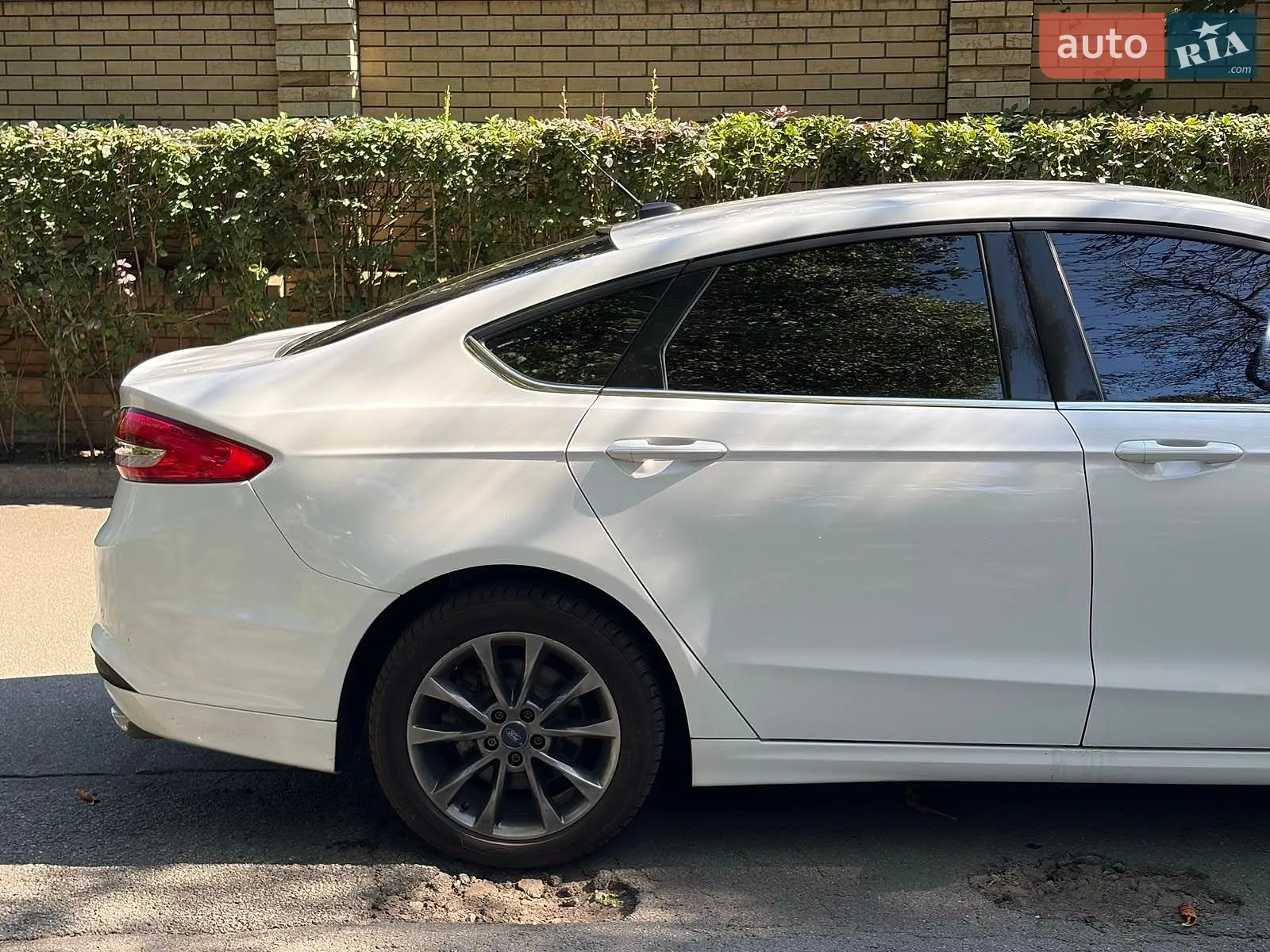 2017 Ford Fusion - мініатюра 5