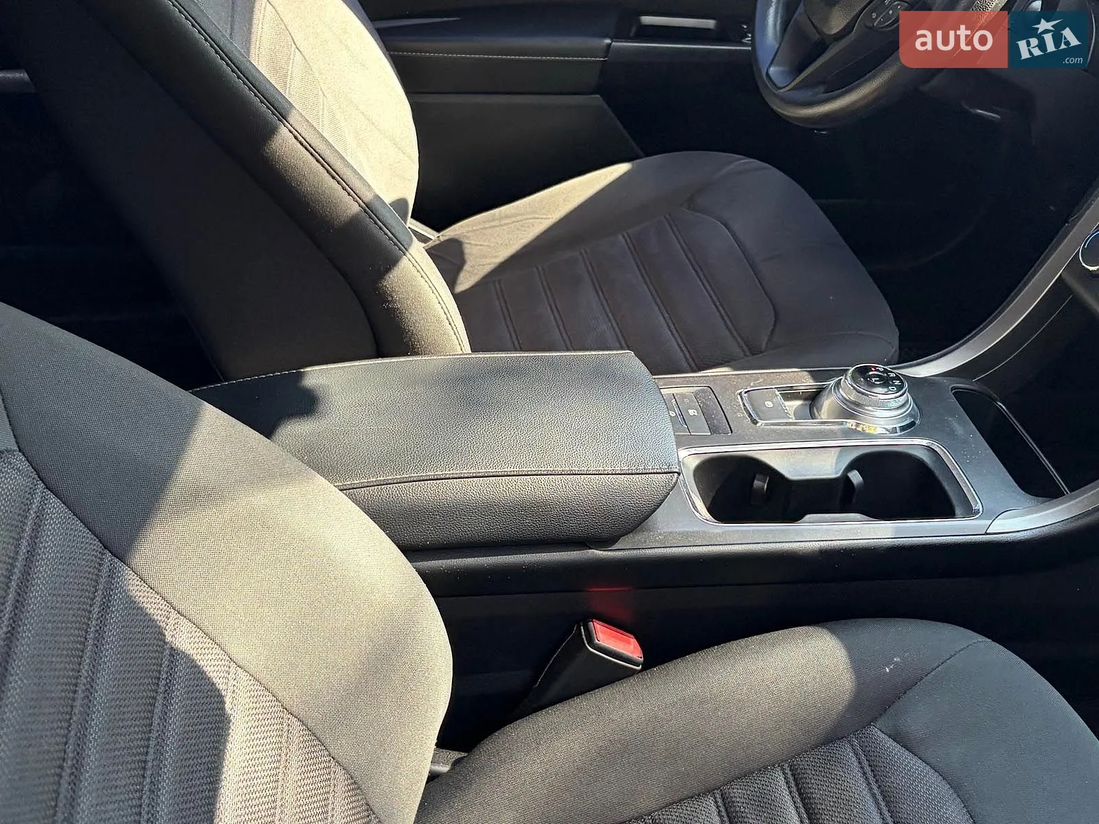 2017 Ford Fusion - мініатюра 34