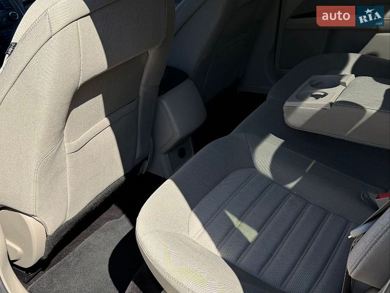 Седан Ford Fusion 2017 в Кропивницькому