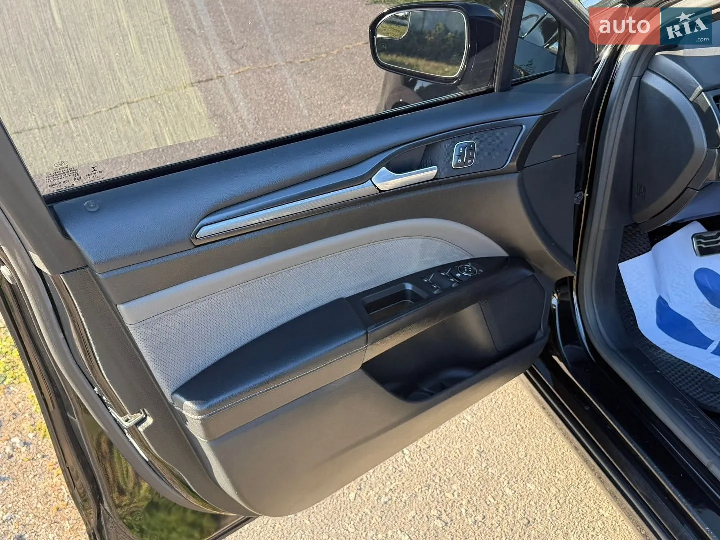 2016 Ford Fusion - мініатюра 26