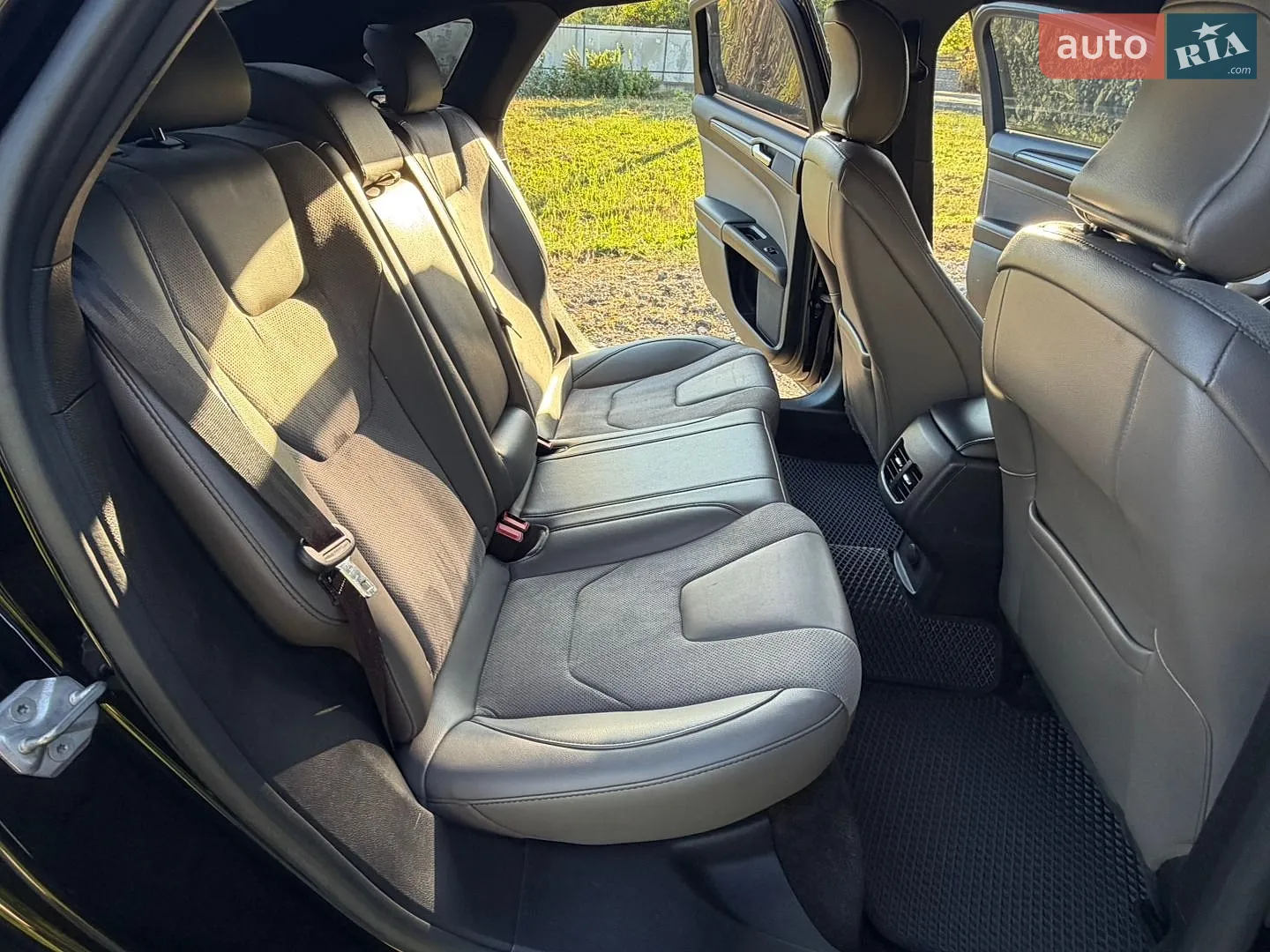 2016 Ford Fusion - мініатюра 36