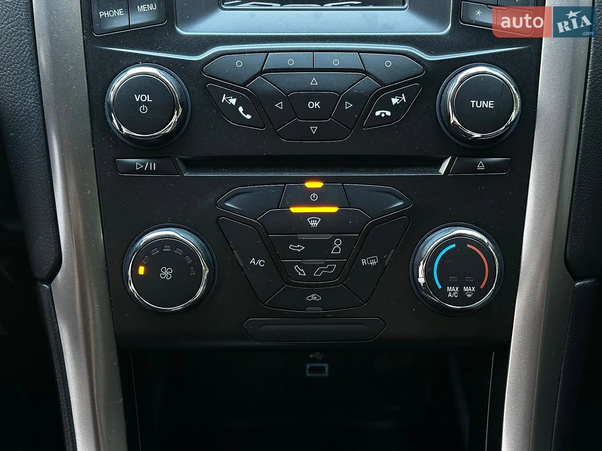 2016 Ford Fusion - мініатюра 41