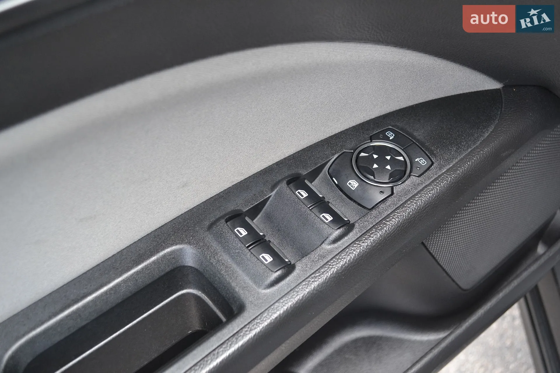 2015 Ford Fusion - мініатюра 29