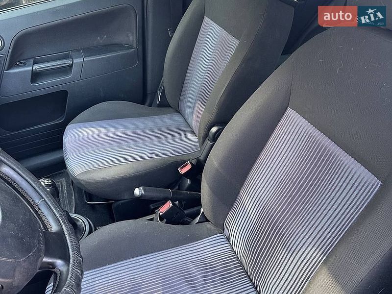 Хетчбек Ford Fusion 2005 в Запоріжжі