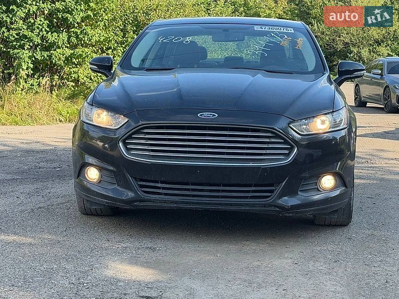 Седан Ford Fusion 2014 в Дрогобыче