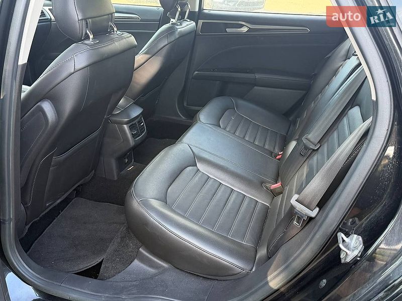 Седан Ford Fusion 2014 в Дрогобыче