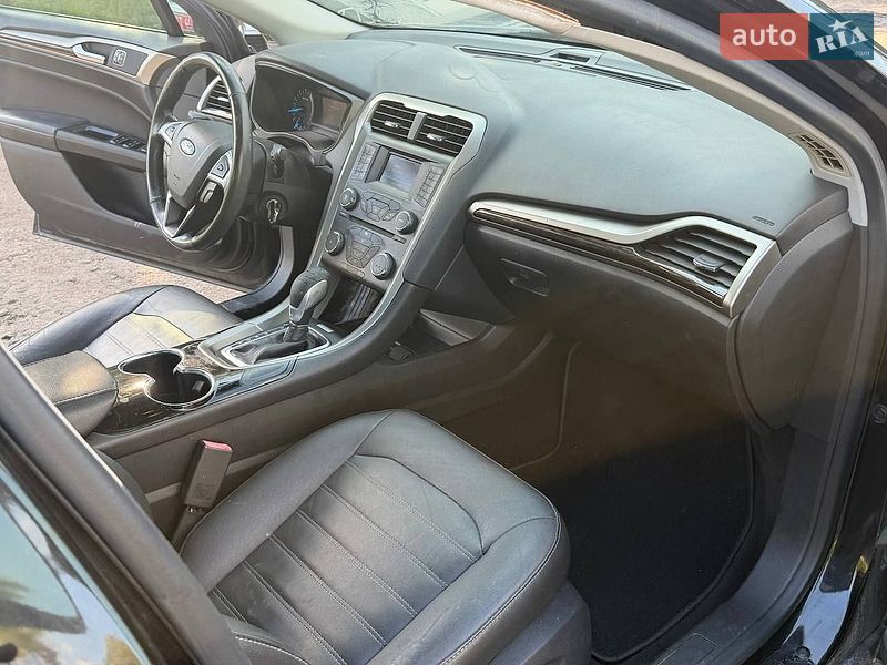 Седан Ford Fusion 2014 в Дрогобыче