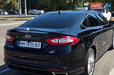 Седан Ford Fusion 2015 в Одессе