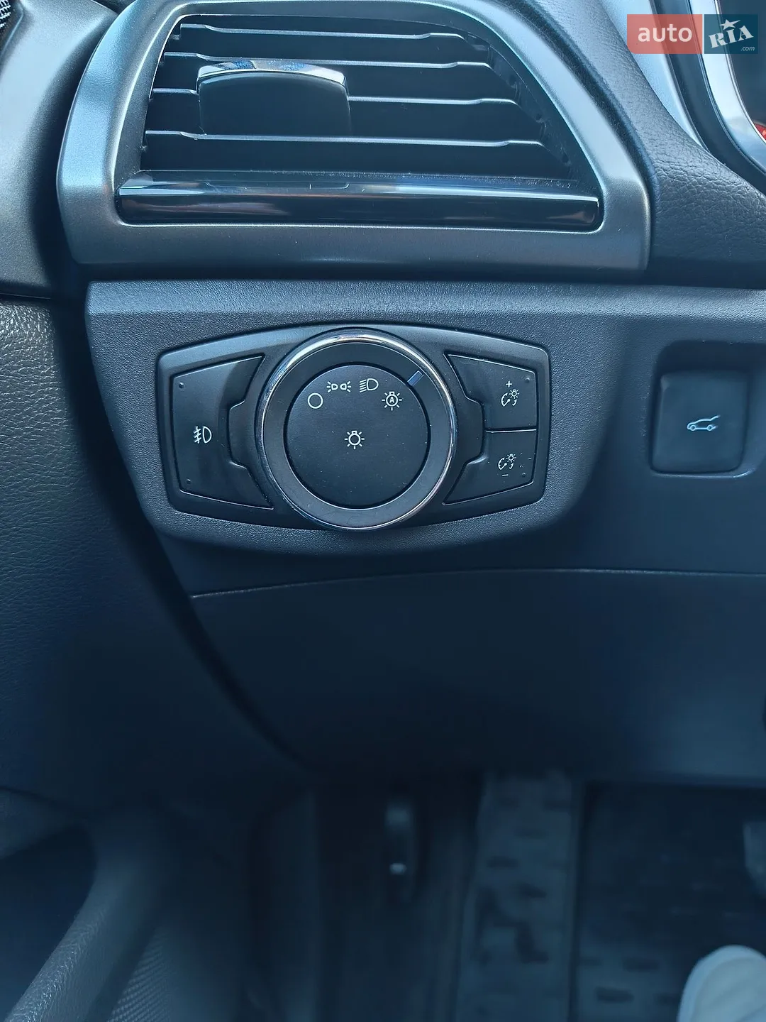 2015 Ford Fusion - мініатюра 18