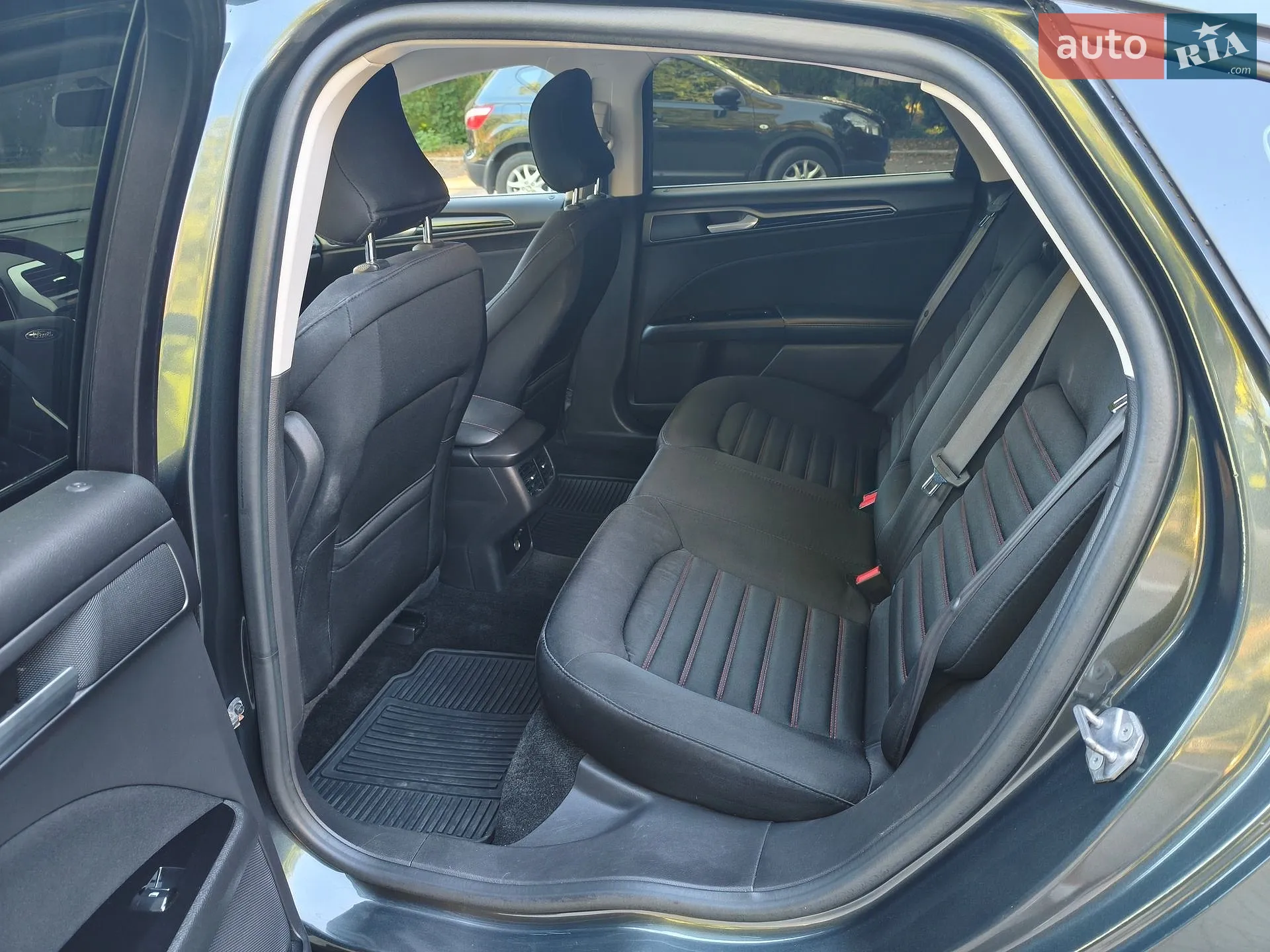 2015 Ford Fusion - мініатюра 23
