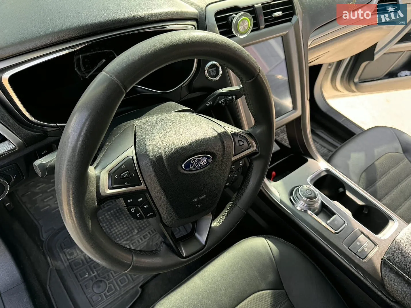 2017 Ford Fusion - мініатюра 33