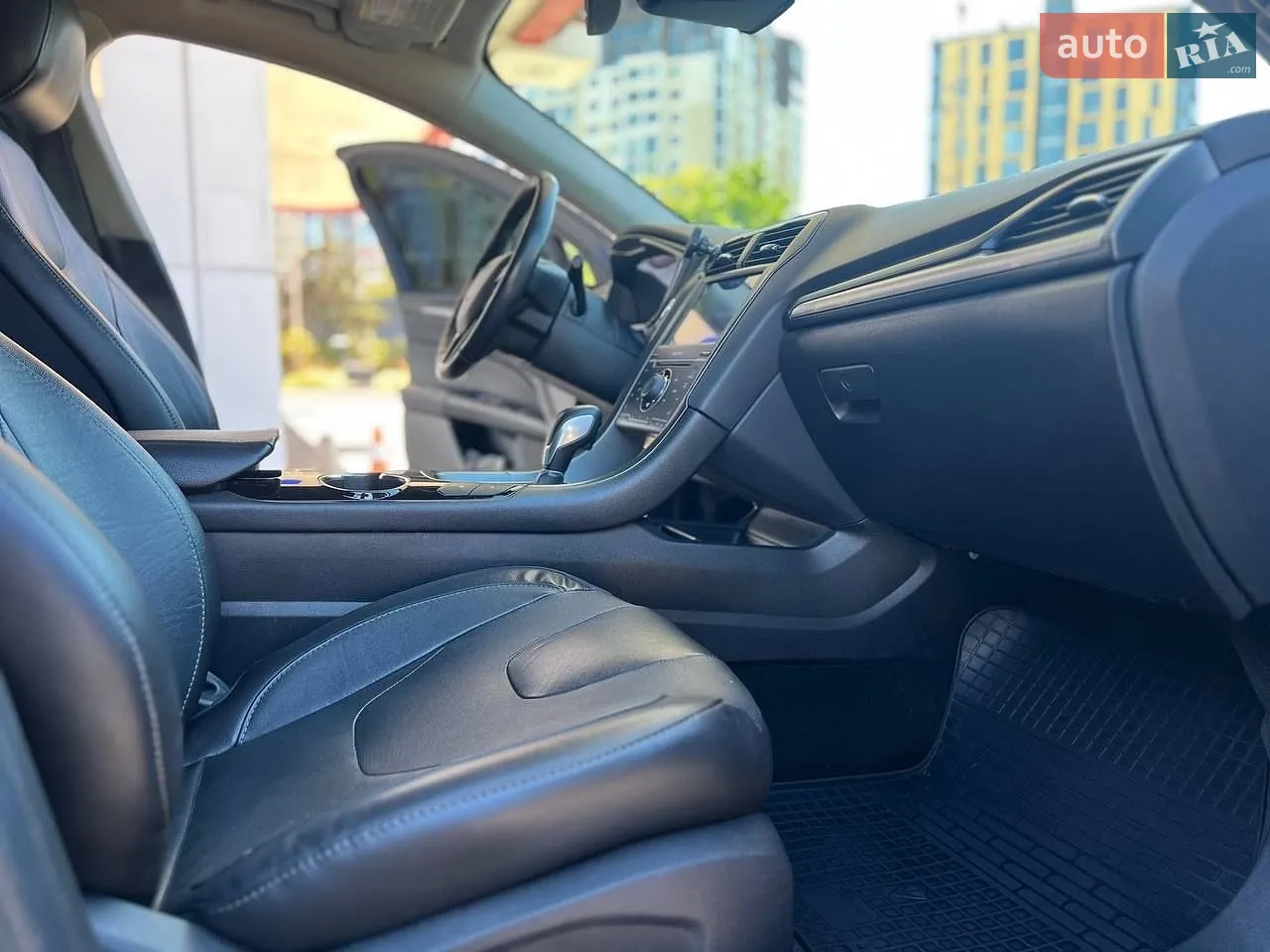 2014 Ford Fusion - мініатюра 25