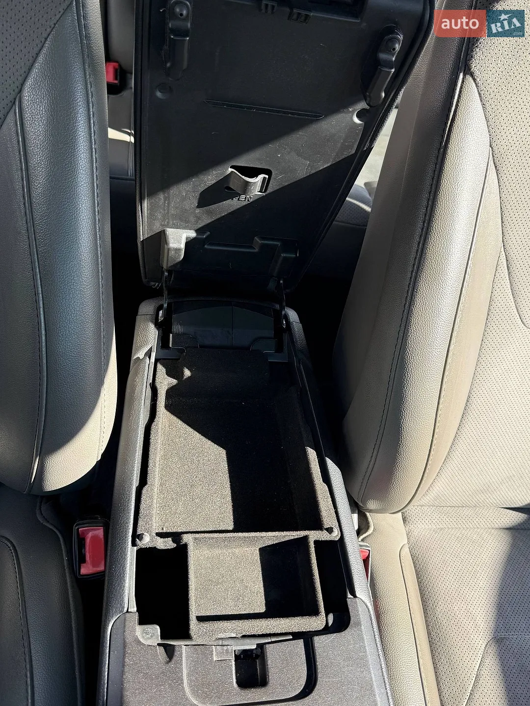 2016 Ford Fusion - мініатюра 36