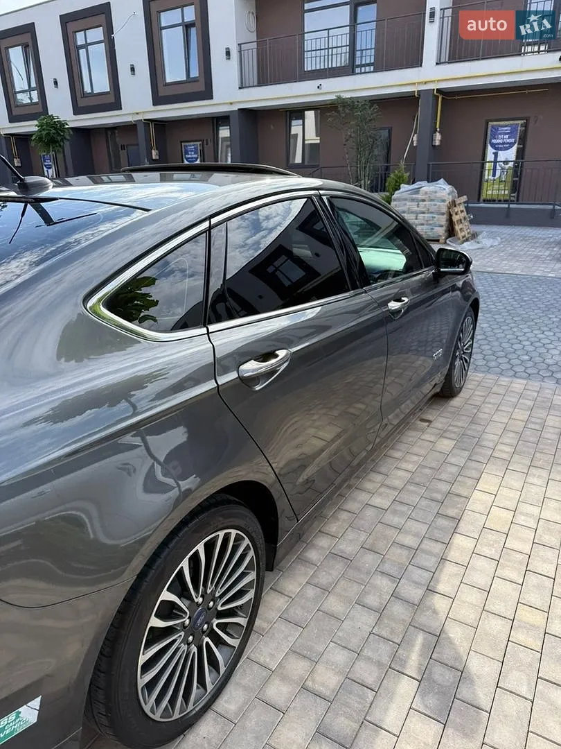 2016 Ford Fusion - мініатюра 25