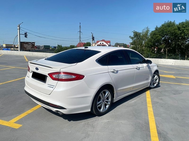 Седан Ford Fusion 2014 в Тернополі